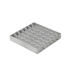 Blucher Stainless Steel Square Grating Load Class M125